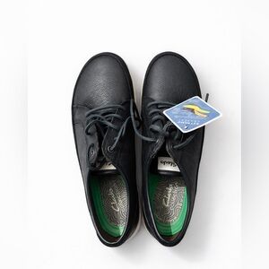 Clarks Men’s Hodson Lace Navy Leather| Synthetic Rubber Sole | Machine Wash